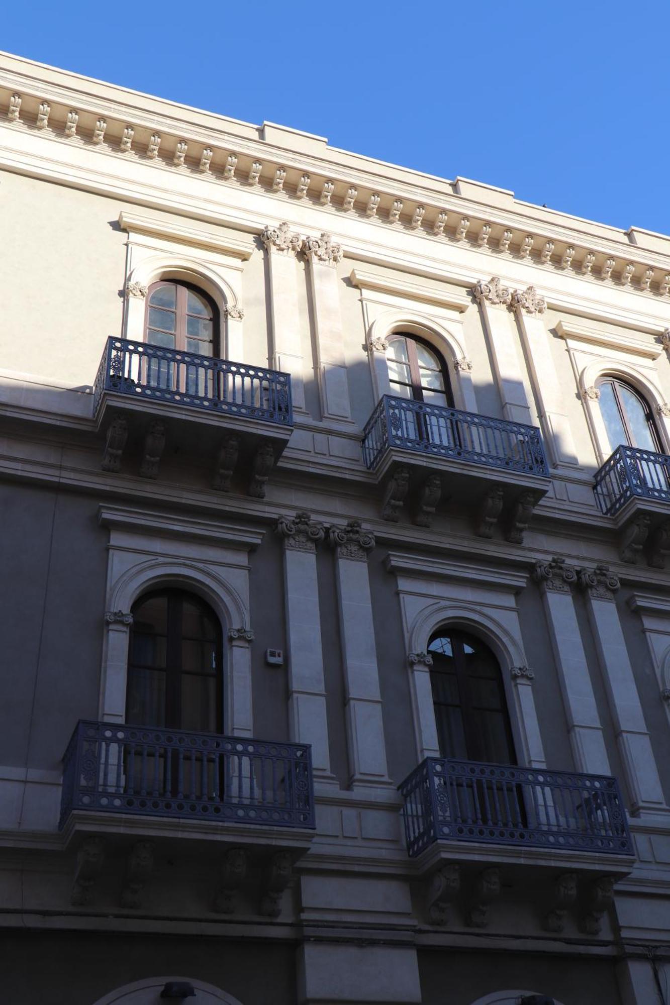 Domus Iole Appartamento Nel Centro Storico カターニア エクステリア 写真